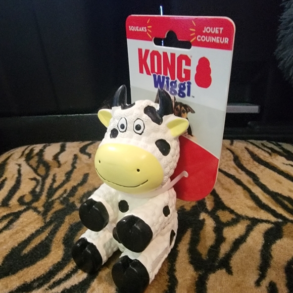 KONG Dog Wigg'i Plush Cow Toy - Black and White Small - Picture 1 of 2